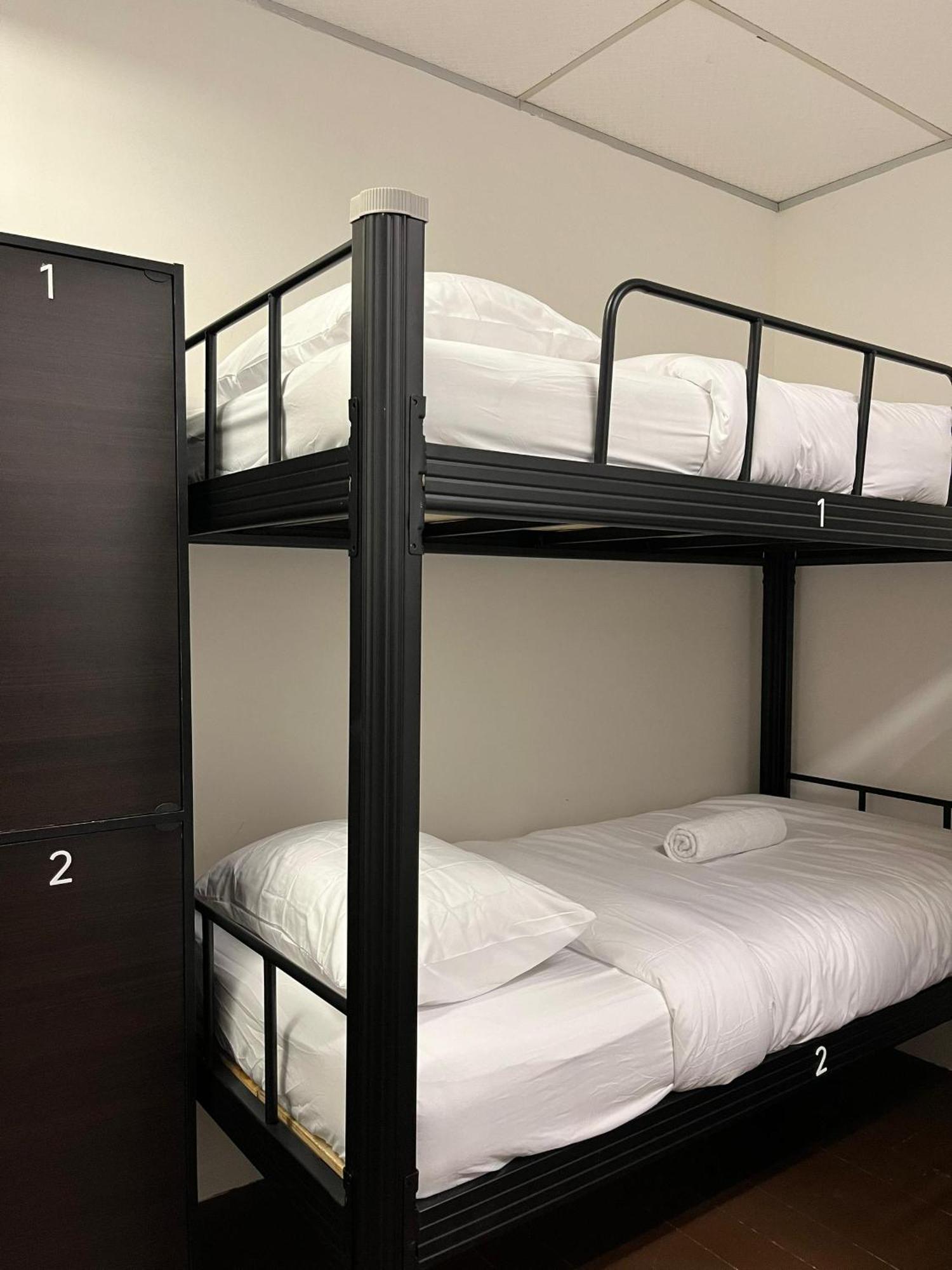 Pine Armenian Hostel George Town Bagian luar foto